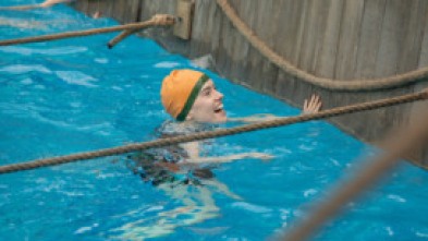 Imagen de Young Woman and the Sea - 5