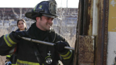 Imagen de Chicago Fire (T1): Ep.12 Pasar por el quirófano - 5