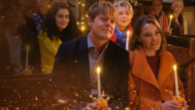 Imagen de Beyond Paradise: Especial Navidad 2024 (T2) - 7