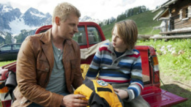 Imagen de Rescate en los Alpes (T4): Ep.4 Agua salvaje – parte 2 - 5