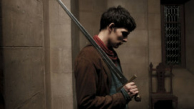 Imagen de Merlín (T5): Ep.3 El canto fúnebre de Uther Pendragon - 6