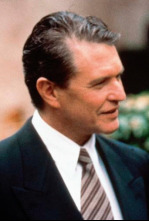 Imagen de Sombras de sospecha - 4