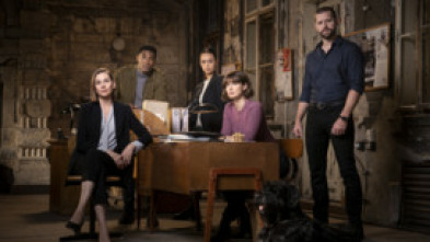 Imagen de FBI: Internacional (T1): Ep.16 Lejos del bum - 6