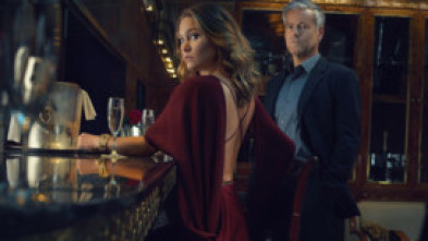 Imagen de Riviera (T3): Ep.1 La Dolce Vita - 7