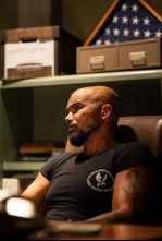 Imagen de S.W.A.T. Exiles: ... (T1): Ep.1 Entrada limpia - 6