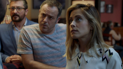 Imagen de Allí abajo (T3): Ep.14 Dos vascos y un embarazo - 3