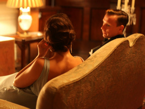 Imagen de Los Windsor: una...: La joven reina - 1