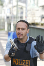 Imagen de Alerta Cobra (T16): Ep.4 ¡Y... acción! - 2