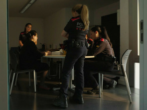 Imagen de Polis (T1): Ep.3 La pitjor violència que puguis viure - 1
