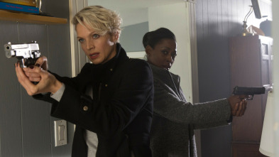 Imagen de Motive (T4): Ep.10 A plena vista - 4