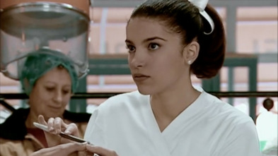 Imagen de Cuéntame cómo pasó (T1): Ep.4 Las invasoras - 3
