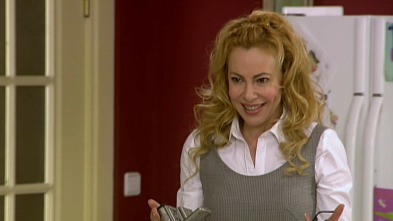 Imagen de Ana y los 7 (T2): Ep.32 Tres en el diván - 3