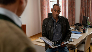 Imagen de Asesinatos en la... (T4): Ep.6 El último redoble - 4