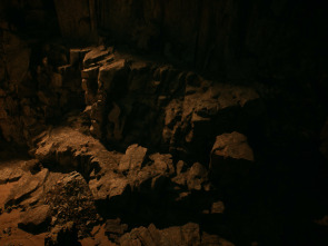 Imagen de Arqueología en la...: Las misteriosas cuevas del mar Muerto - 1