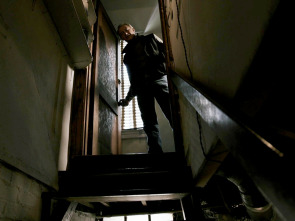 Imagen de Un asesino llega a tu...: Dorothy lo hizo bien - 1