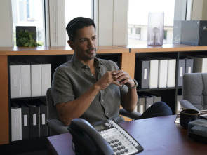 Imagen de Magnum (T3): Ep.14 Susurros de muerte - 1