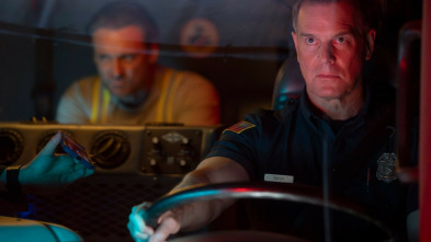 Imagen de 9-1-1 (T8): Ep.16 La última alarma - 5