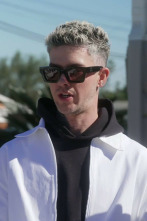 Imagen de Help! I'm in a... (T2): James y Verletta - 4