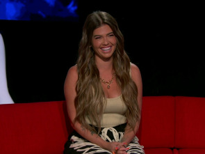 Imagen de Vergüenza ajena (T24): Chanel y Sterling CDXX - 3