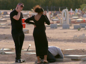Imagen de Cuerpos sin... (T1): Ep.6 El hombre ardiendo - 2