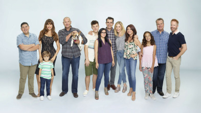 Modern Family (T10): Ep.2 El beso