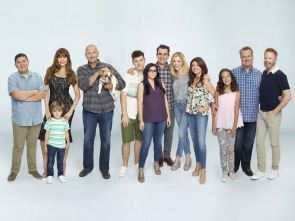 Modern Family (T10): Ep.1 Me encantan los desfiles