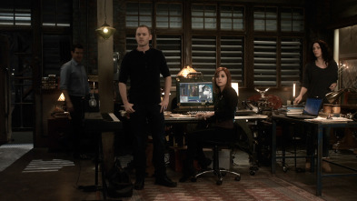 Warehouse 13 (T4): Ep.15 Instinto