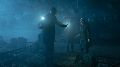 Imagen de Evil (T4): Ep.5 Cómo pilotar un avión - 4