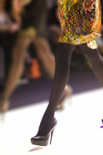 Imagen de Coser y contar (T1): Eisa (Balenciaga) - 2