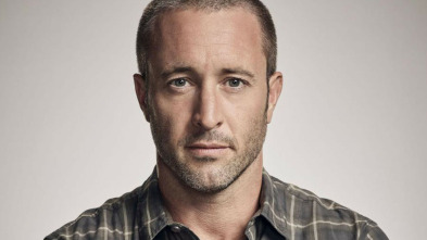 Imagen de Hawai 5.0 (T8): Ep.19 Aohe Mea Make I Ka Hewa; Make No I Ka Mihi Ole (Nadie ha muerto por los errores que ha cometido; ... - 3