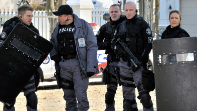Imagen de Flashpoint (T2): Ep.2 La fortaleza - 3