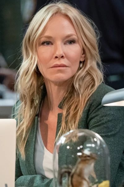 Ley y orden: unidad de víctimas especiales. T(T22). Ley y orden:... (T22): Ep.6 El largo brazo del testigo