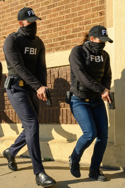 FBI. T(T4). FBI (T4): Ep.9 Un asunto sin resolver