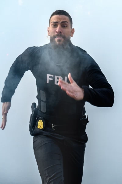 FBI. T(T4). FBI (T4): Ep.10 Acogido