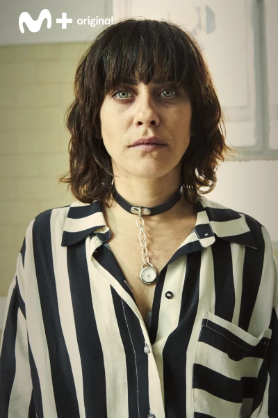 Zasback. T(T1). Zasback (T1): María León