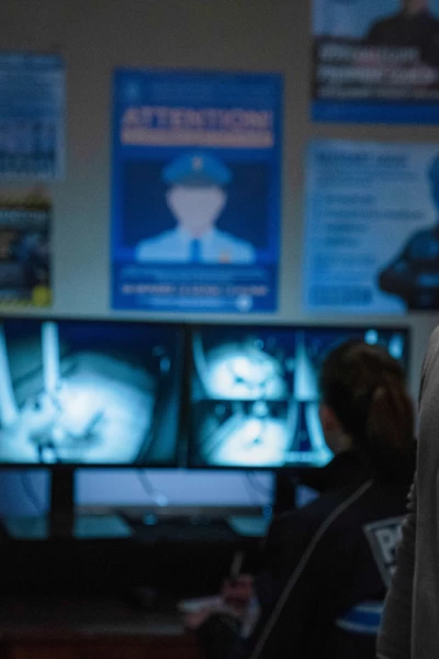 FBI: Internacional. T(T1). FBI: Internacional (T1): Ep.17 Desarraigados