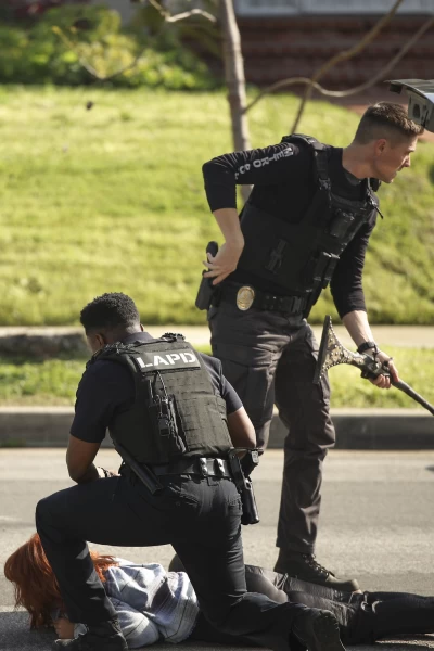 The Rookie. T(T5). The Rookie (T5): Ep.19 Un agujero en el mundo