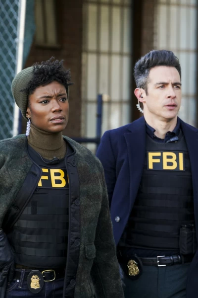 FBI. T(T5). FBI (T5): Ep.21 Dividido