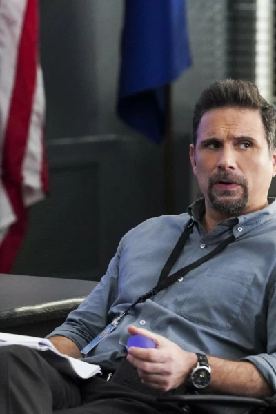 FBI. T(T5). FBI (T5): Ep.22 Complejo de Dios