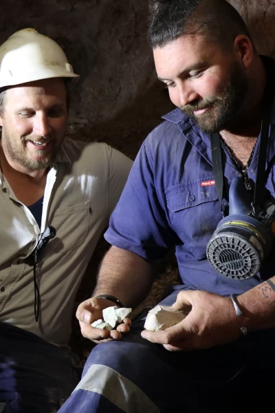 Cazadores de gemas. Cazadores de gemas: Una mina maltrecha