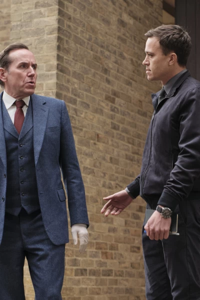 Profesor T. T(T3). Profesor T (T3): Ep.4 Una gota de veneno