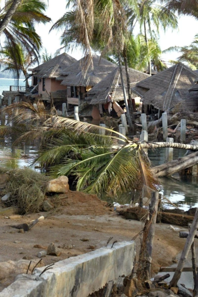 Tsunami: La carrera contra el tiempo. Tsunami: La carrera...: Tailandia