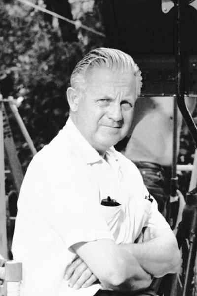 Con mi propia voz. T(T1). Con mi propia voz (T1): Robert Wise