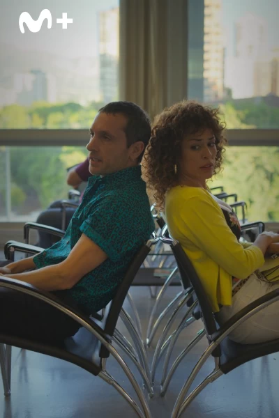 Benidorm. T(T1). Benidorm (T1): Ep.3 Corazón de Neón