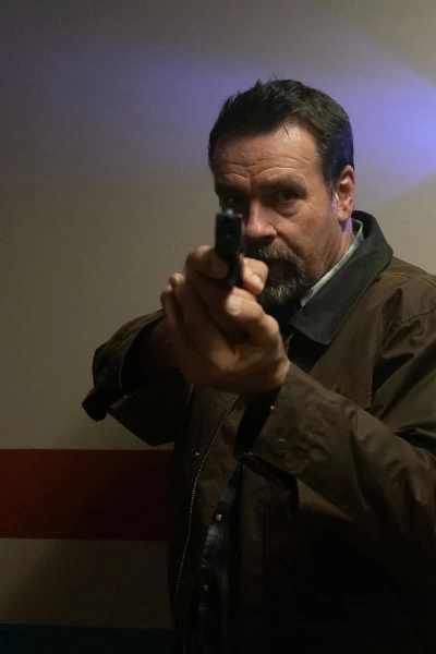 Revival. T(T1). Revival (T1): Ep.2 Guardando las apariencias