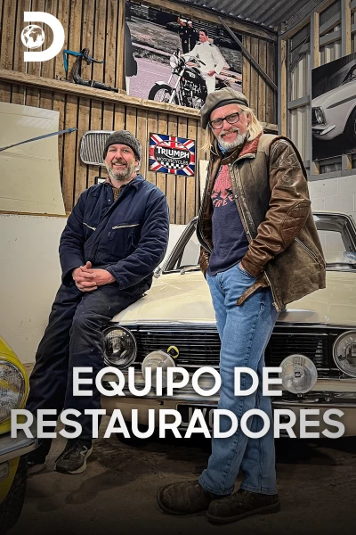 Equipo de restauradores