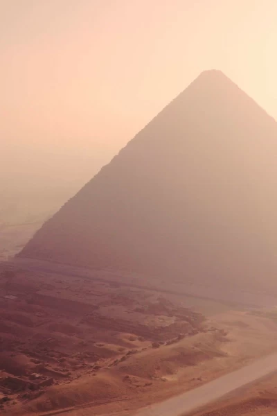 La pirámide de Keops al descubierto